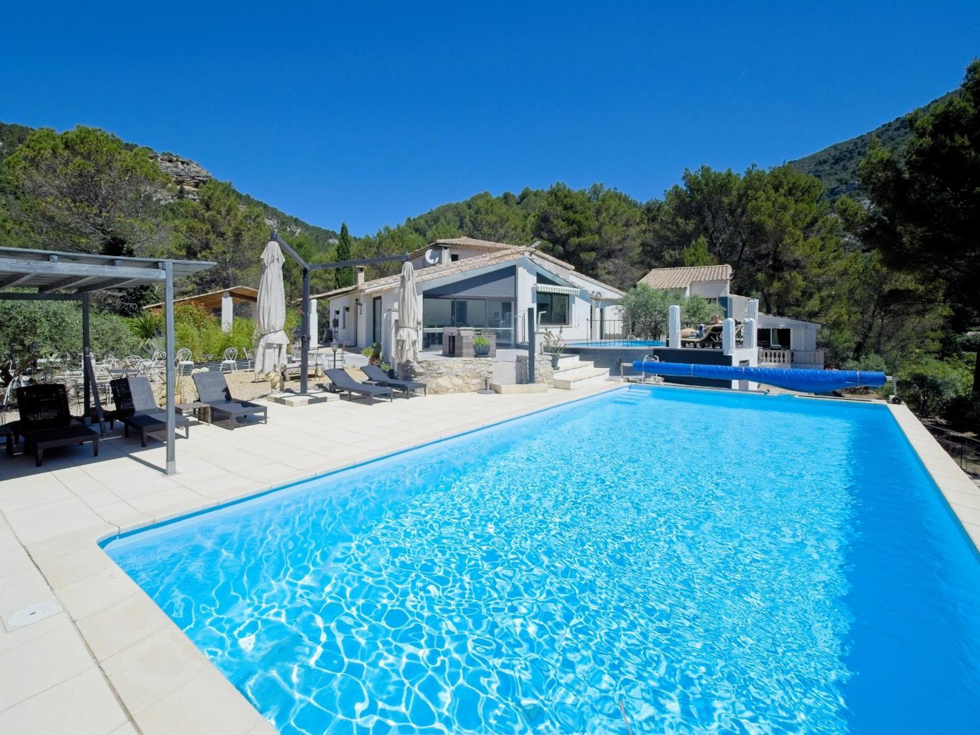 B&B Villa Chante Coucou Fontaine-de-Vaucluse Exterior photo