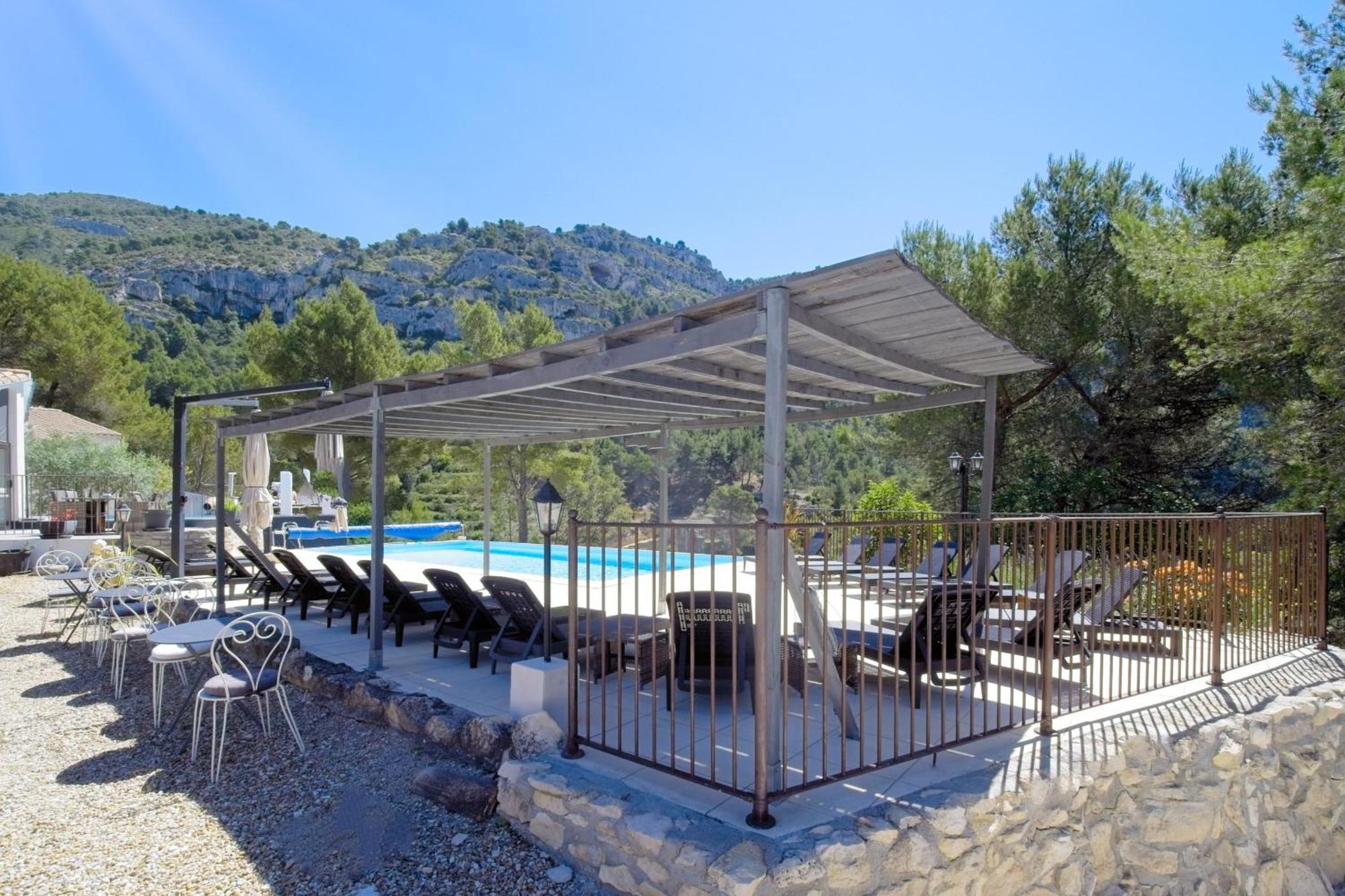 B&B Villa Chante Coucou Fontaine-de-Vaucluse Exterior photo